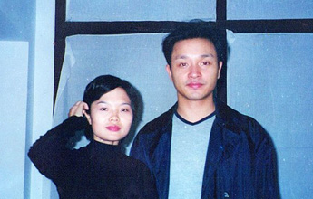 魏蓉与张国荣合影